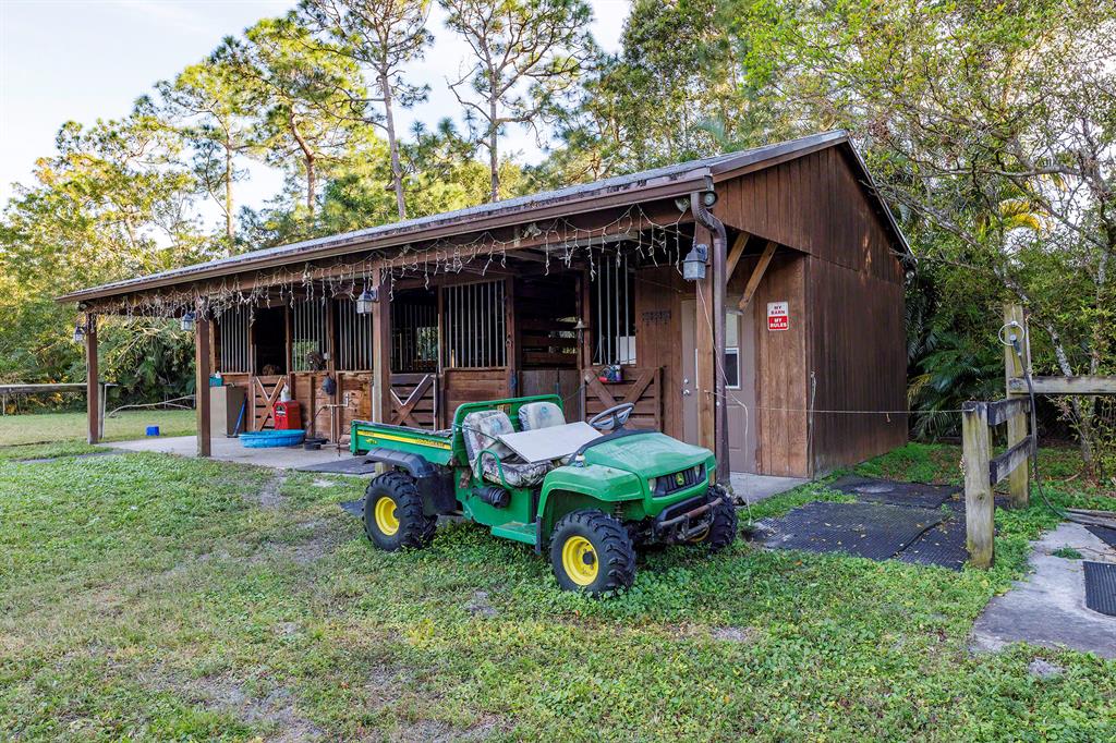 LOXAHATCHEE ACREAGE - Residential