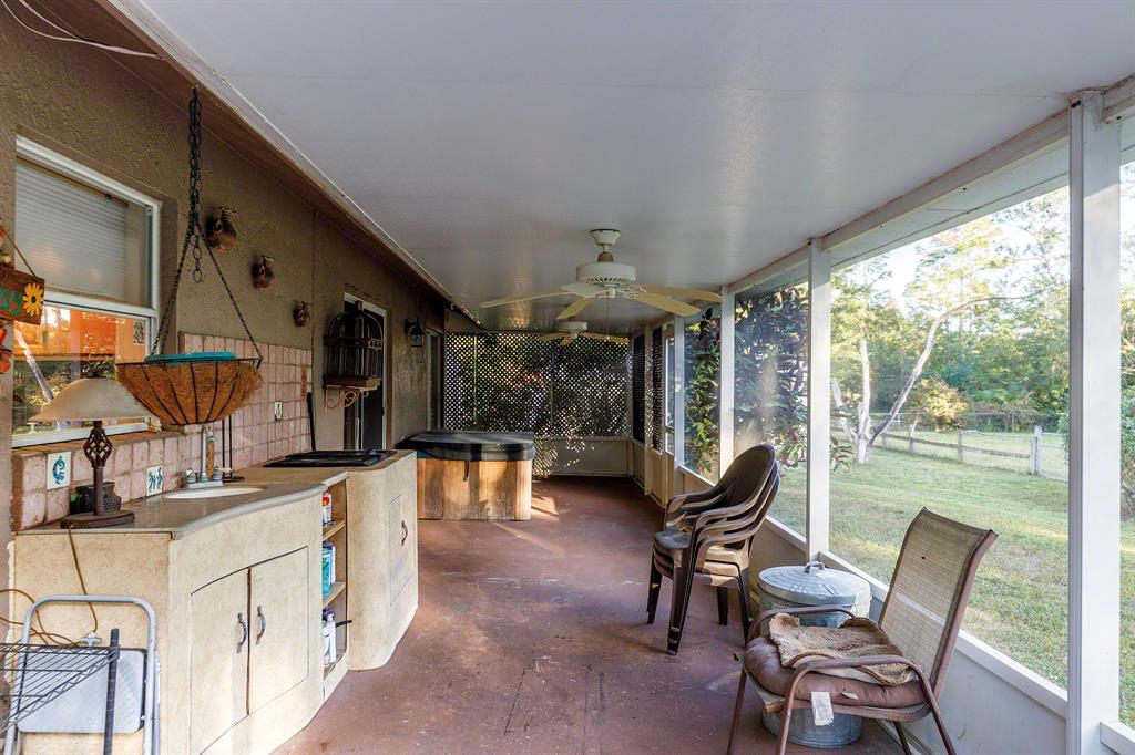 LOXAHATCHEE ACREAGE - Residential