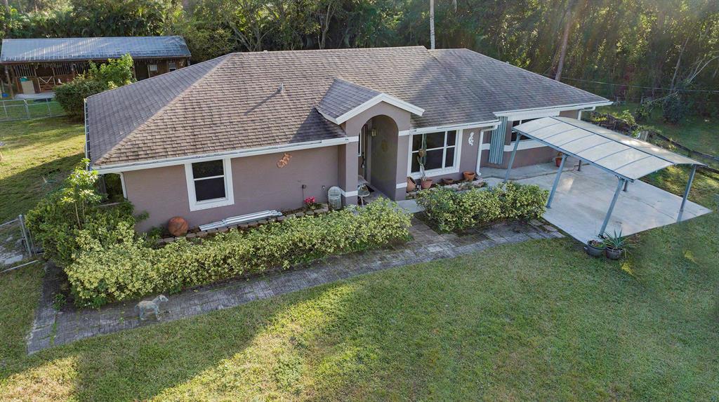 LOXAHATCHEE ACREAGE - Residential