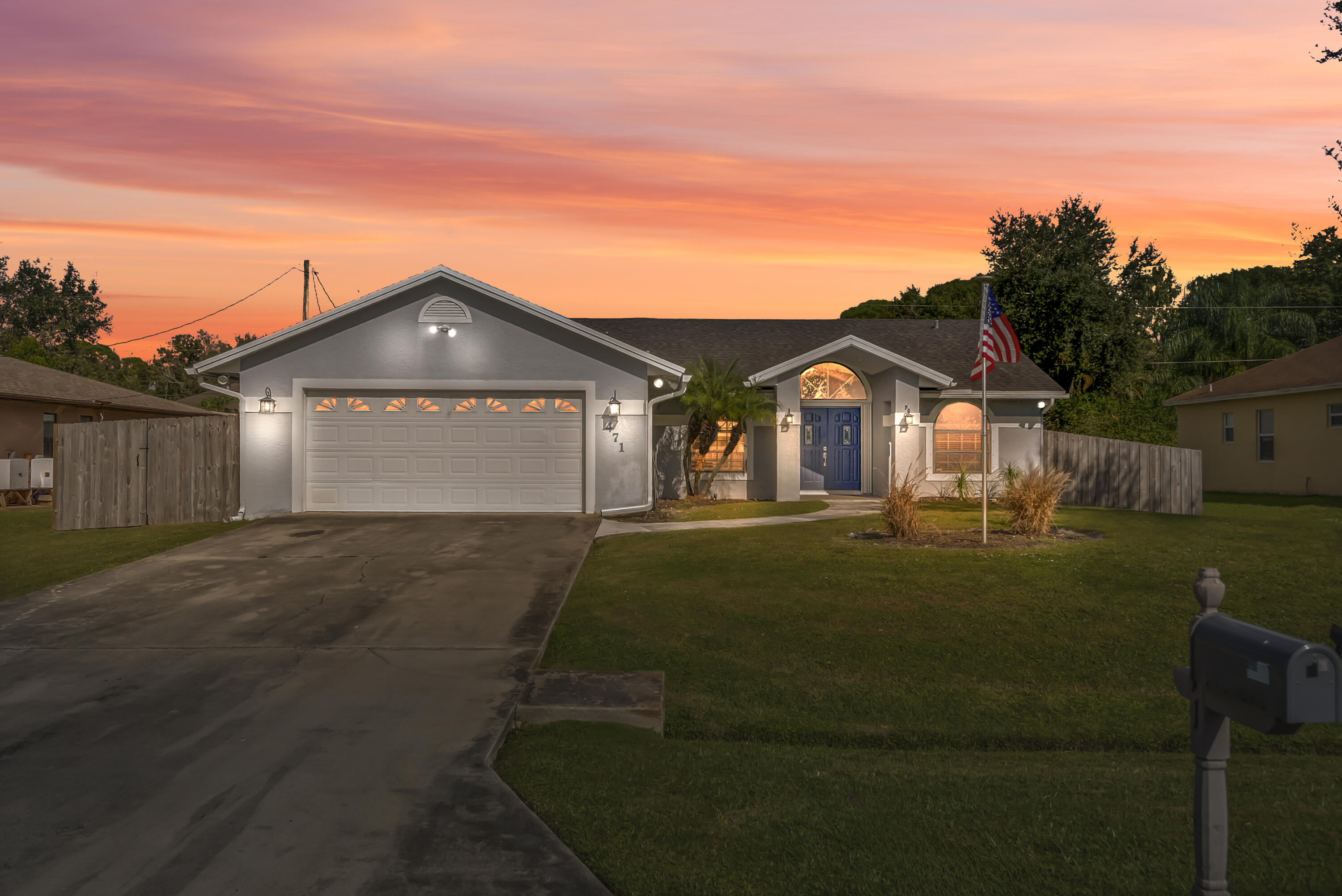 PORT ST LUCIE SECTION 13 - Residential