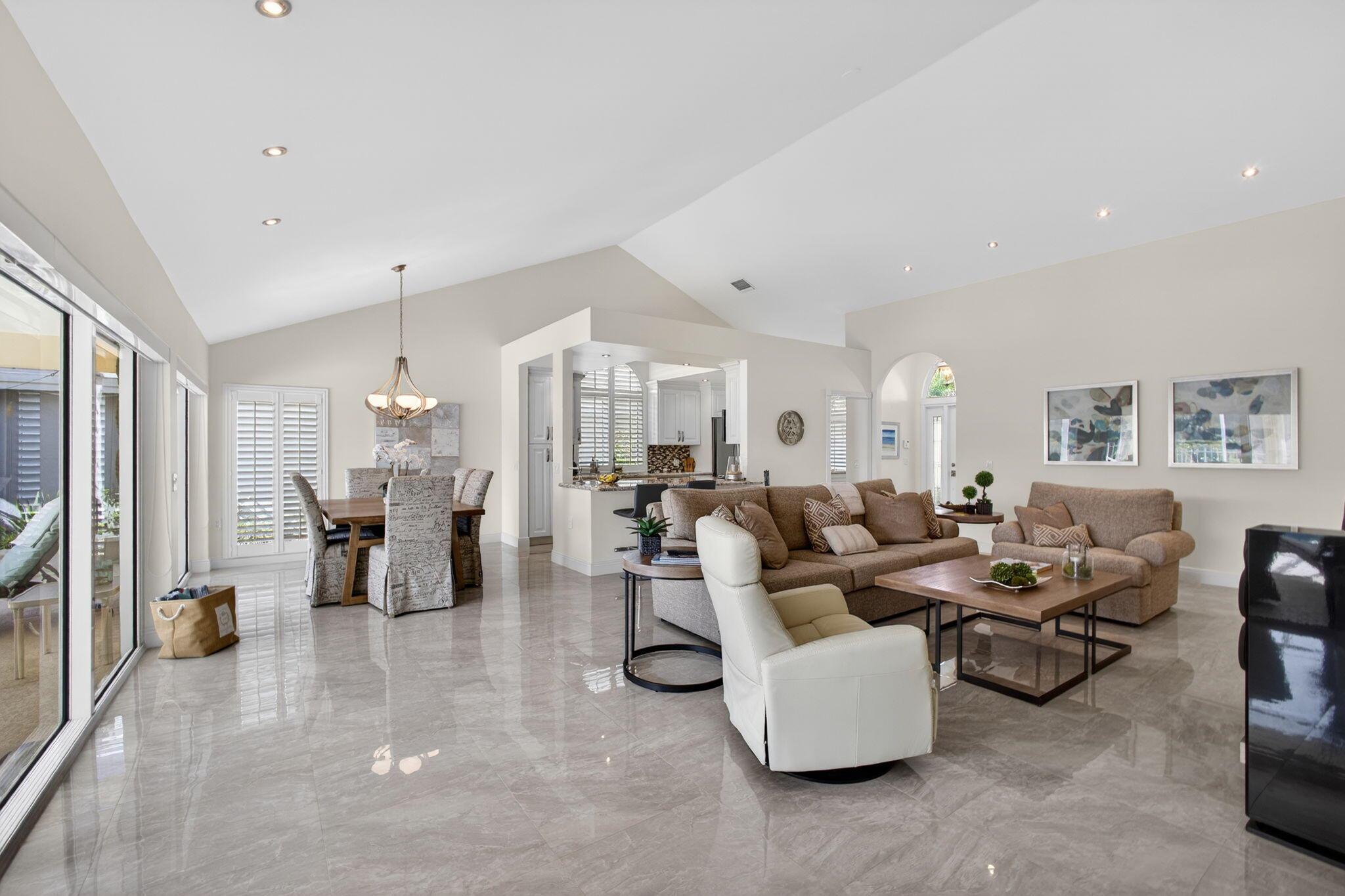 SARATOGA BAY - Residential