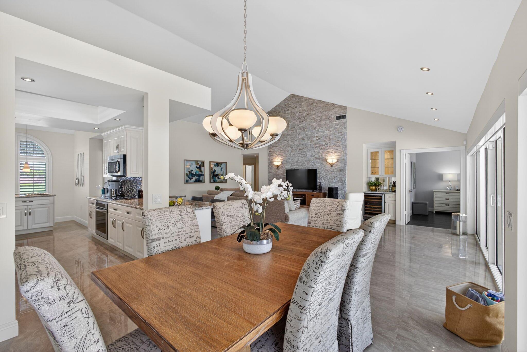 SARATOGA BAY - Residential