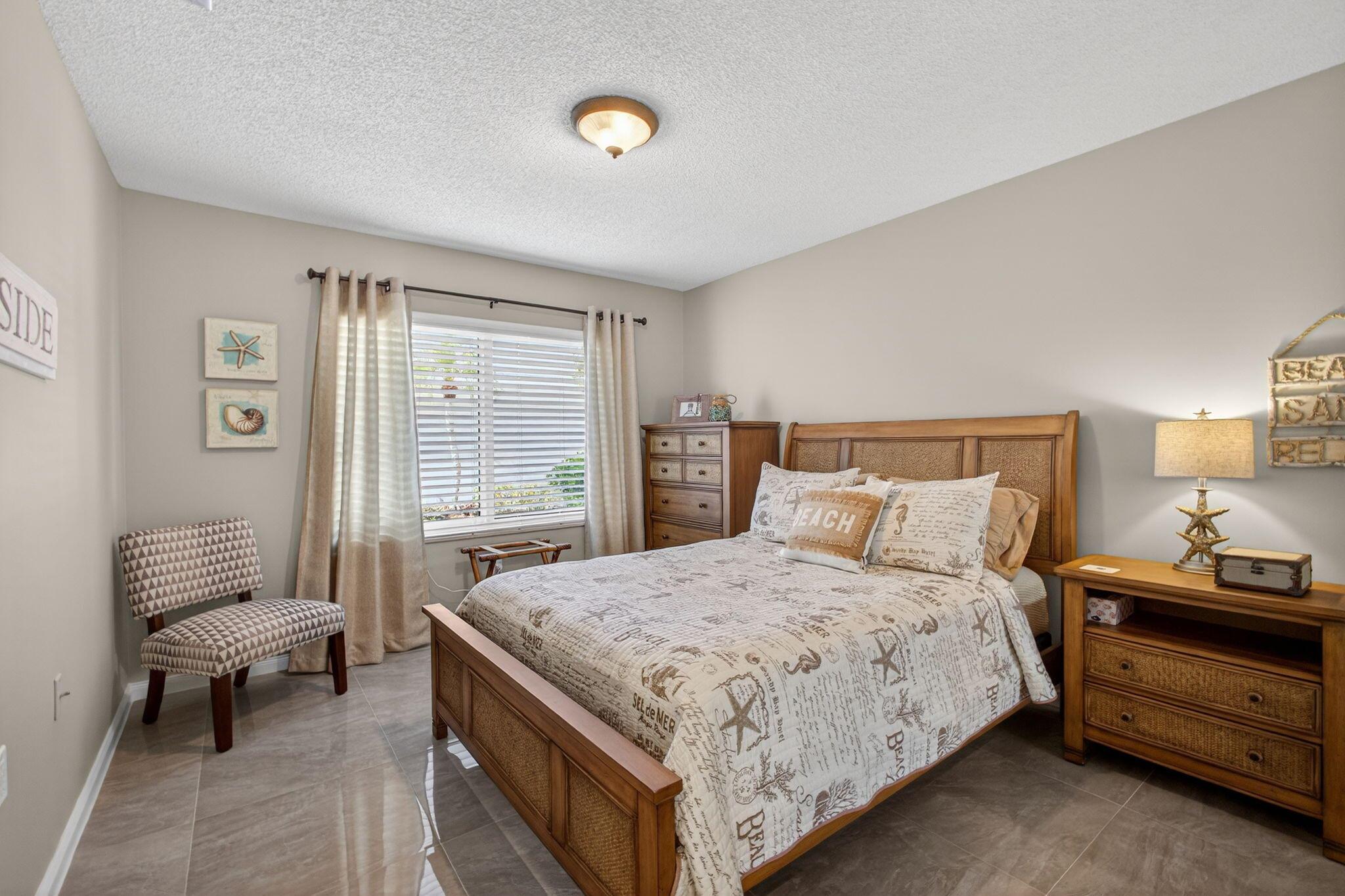 SARATOGA BAY - Residential