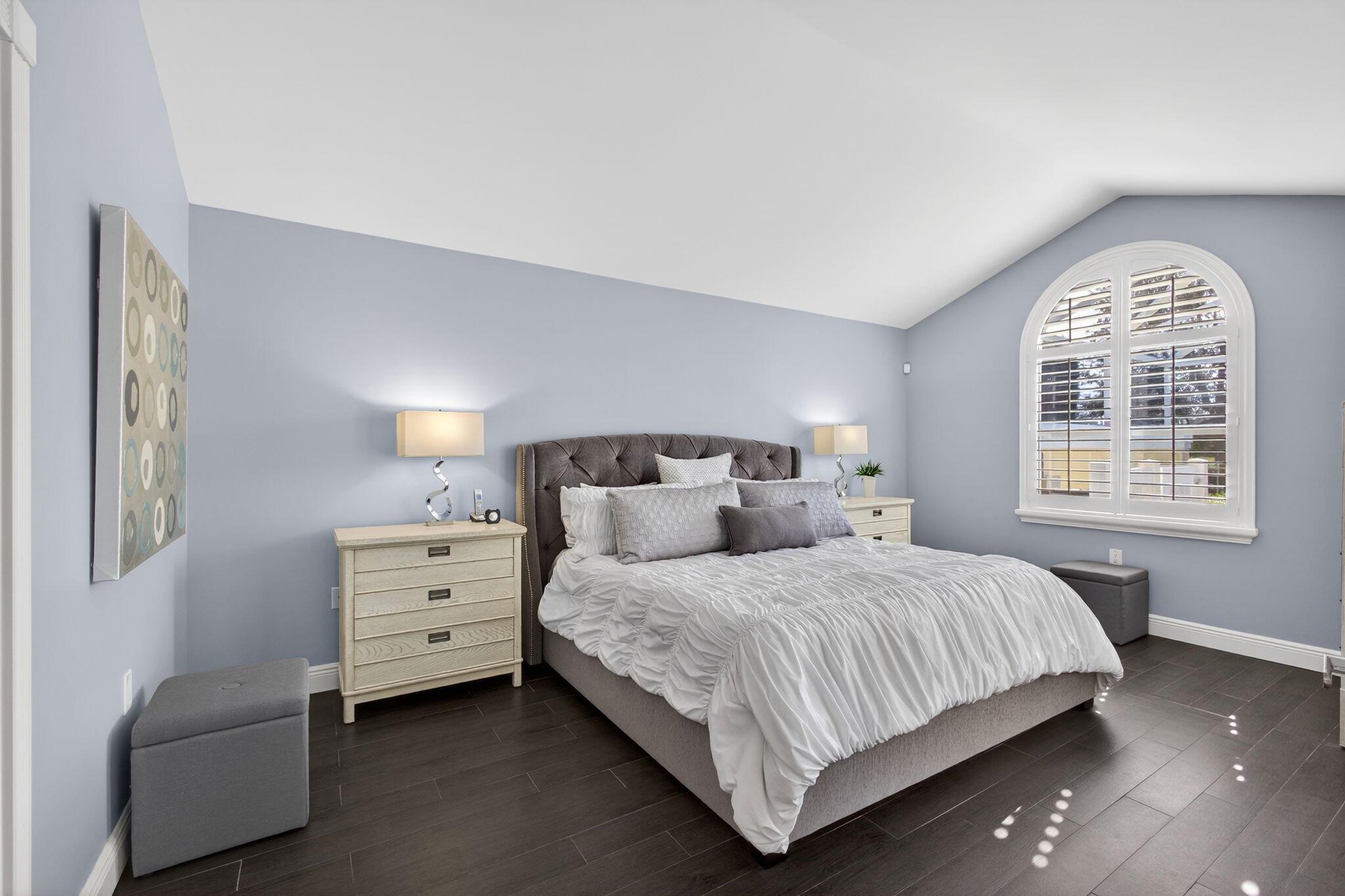 SARATOGA BAY - Residential