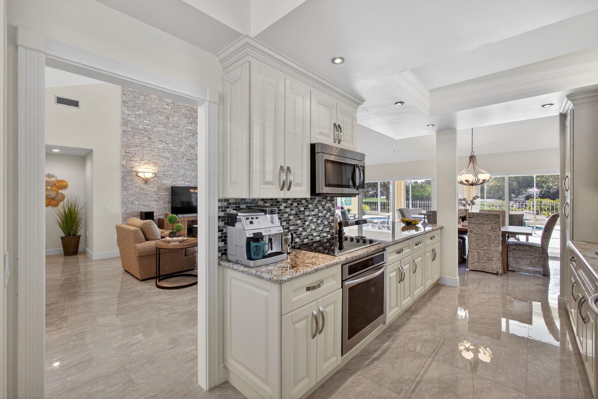 SARATOGA BAY - Residential