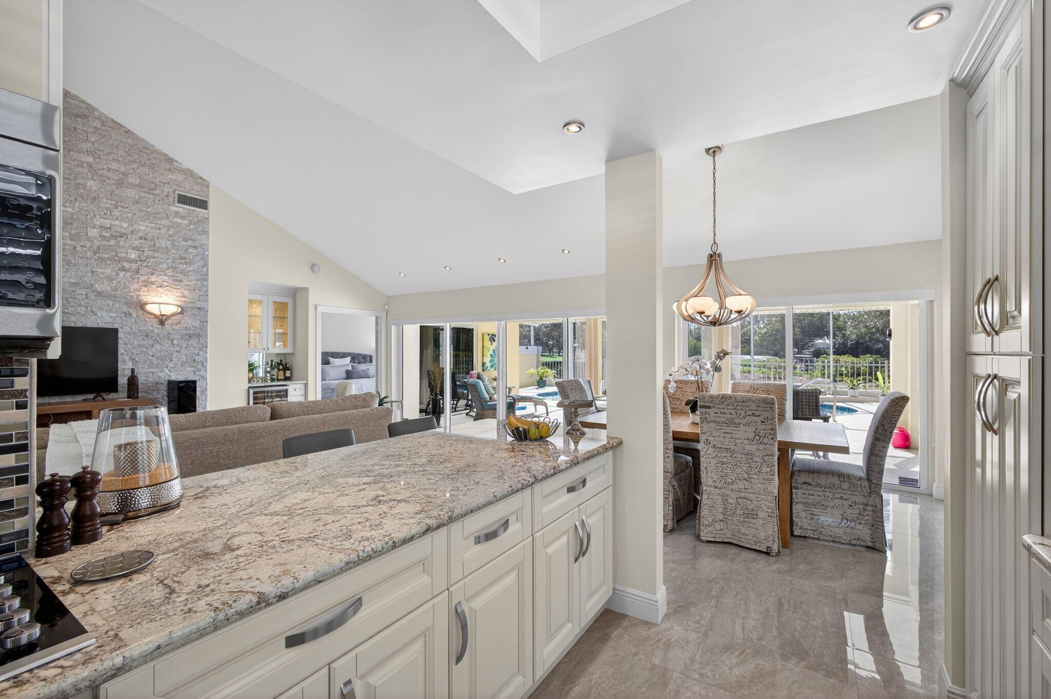 SARATOGA BAY - Residential