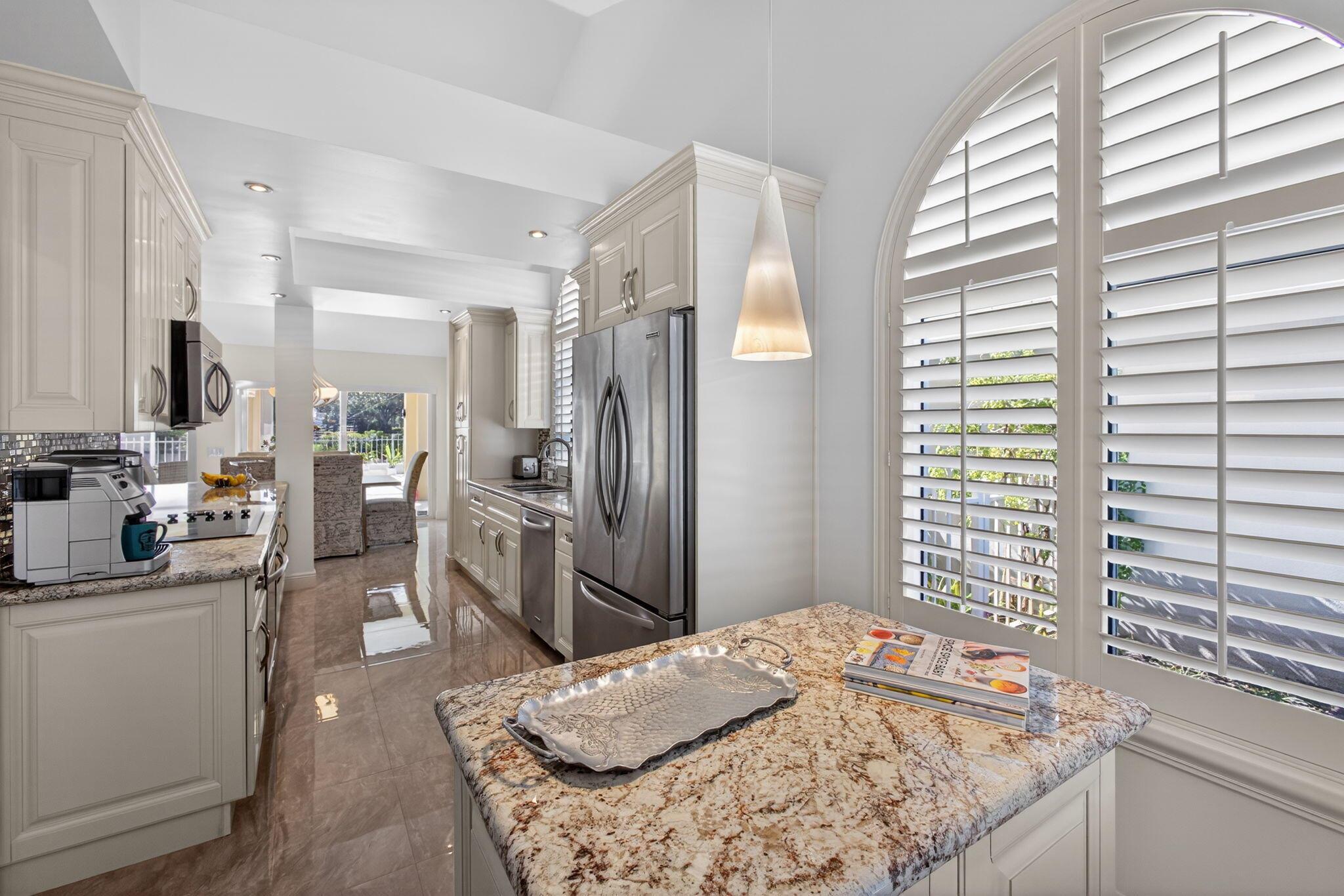 SARATOGA BAY - Residential