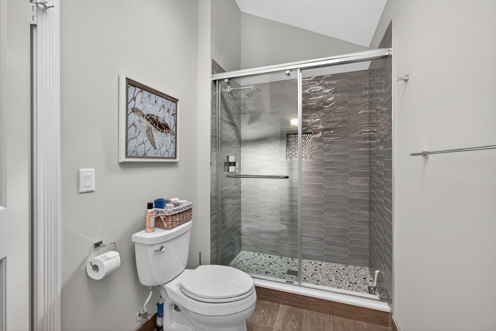 SARATOGA BAY - Residential