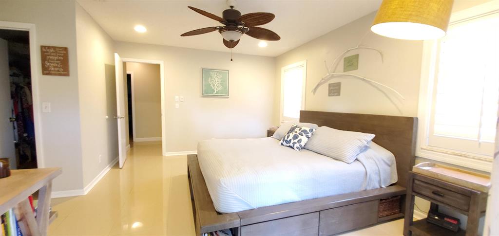 LAKES OF SHERBROOKE - Residential