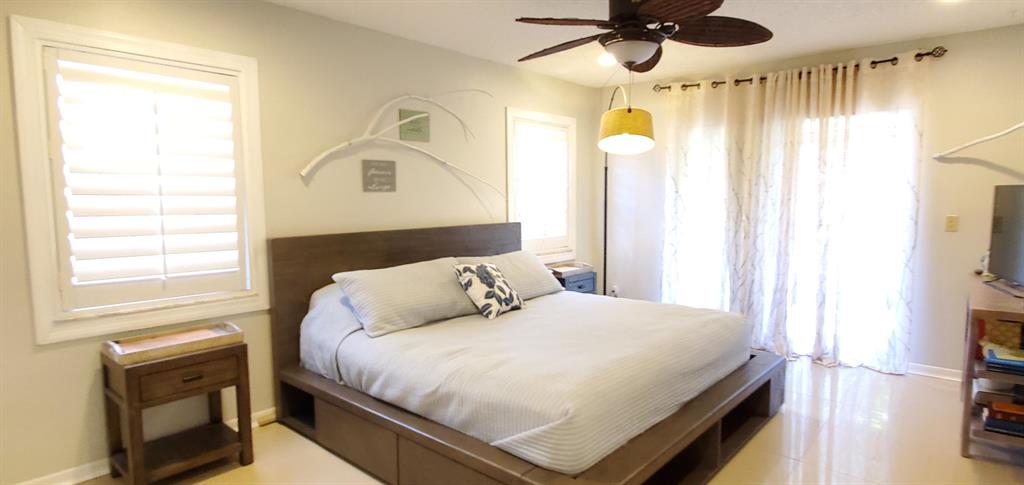 LAKES OF SHERBROOKE - Residential