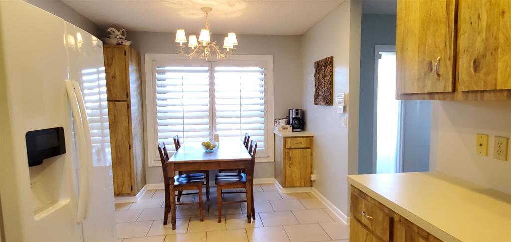 LAKES OF SHERBROOKE - Residential