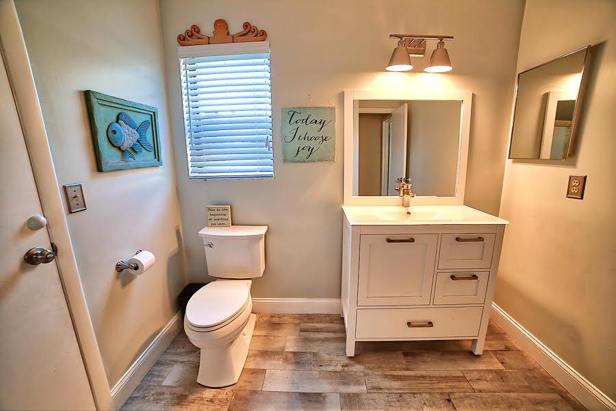 LAKES OF SHERBROOKE - Residential