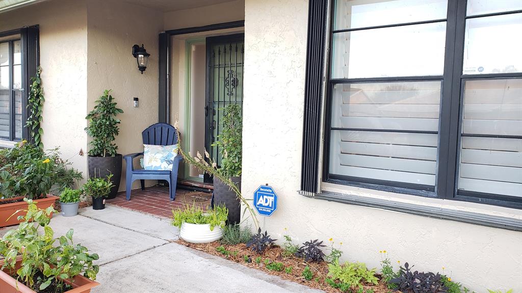 LAKES OF SHERBROOKE - Residential