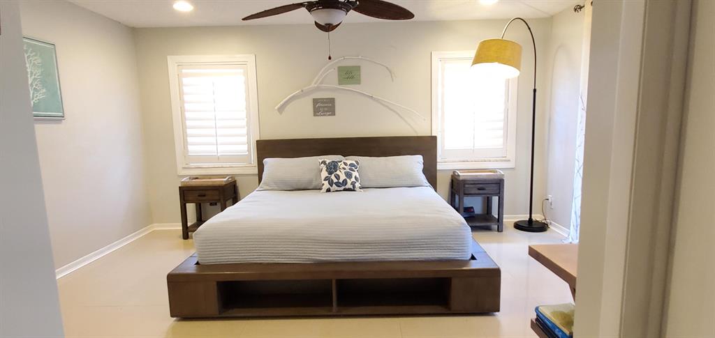 LAKES OF SHERBROOKE - Residential