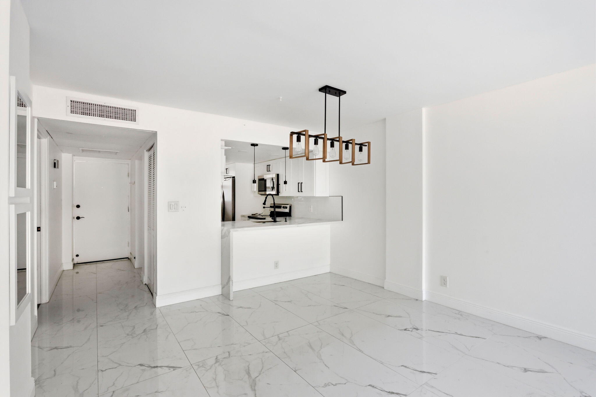 118 Royal Park Drive 1B