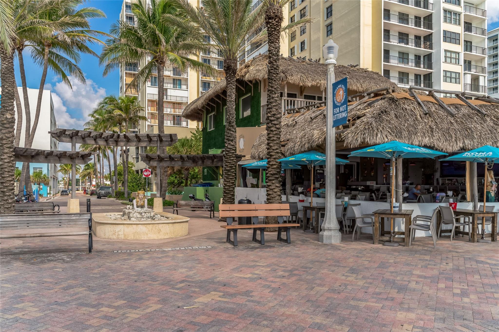 Hollywood Beach 1-27 B - Residential Lease