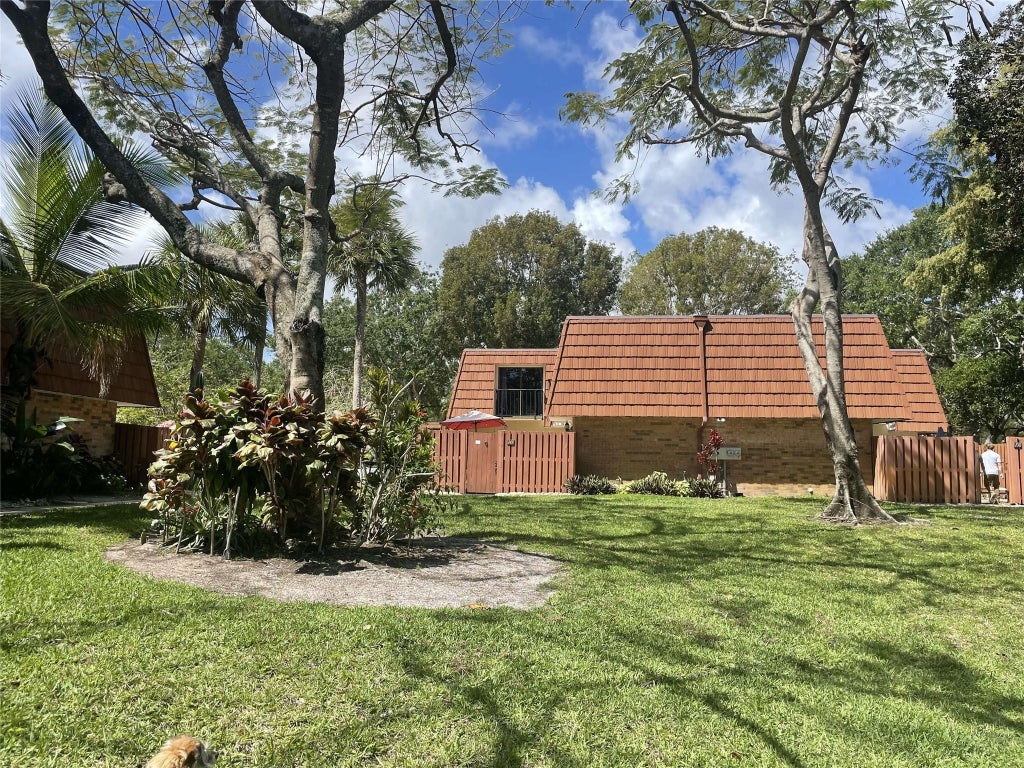 Photo of 1485 Masters Circle #149, Delray Beach, FL 33445 (MLS # F10544070)