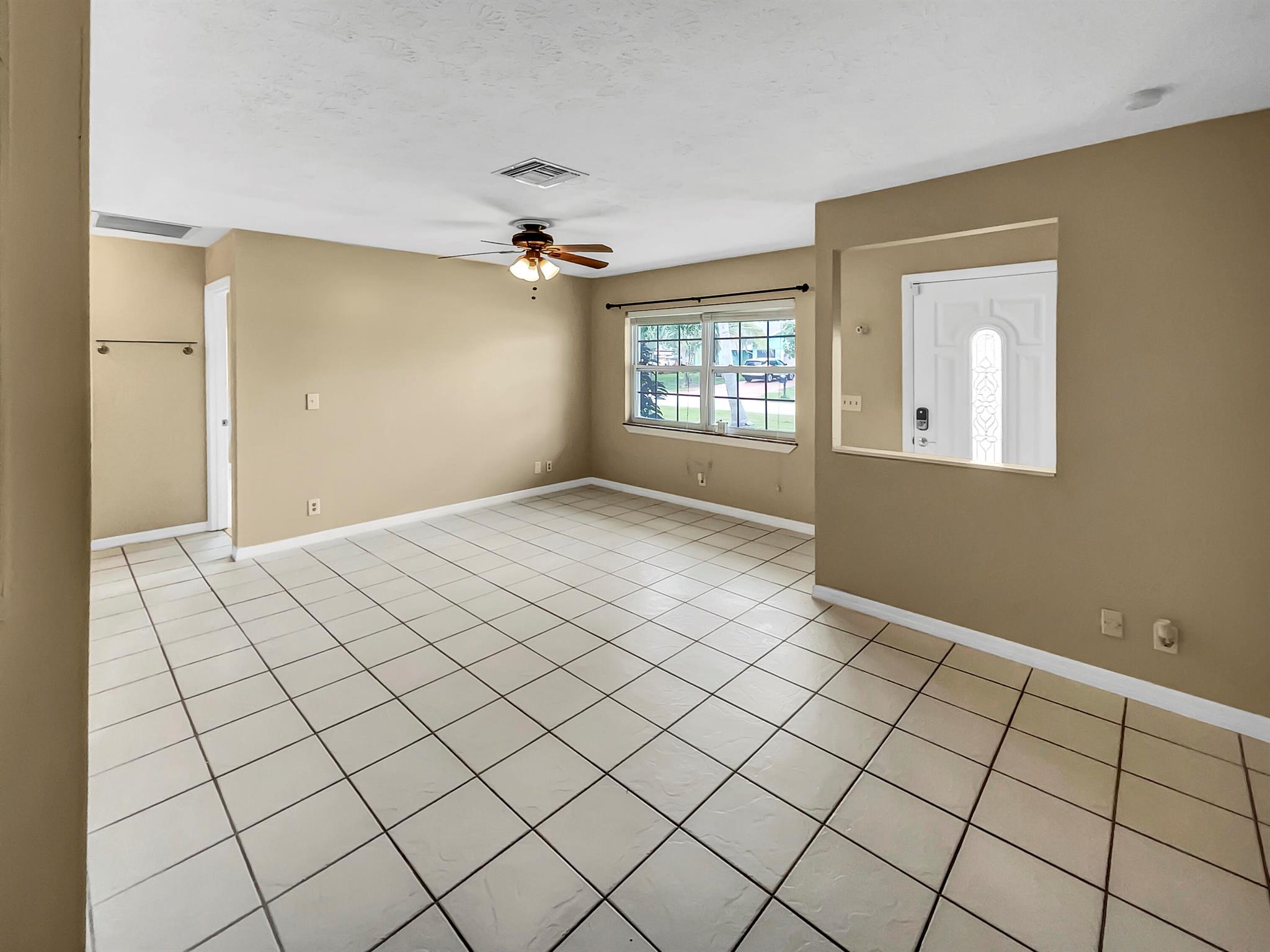 PORT ST LUCIE SECTION 3 - Residential