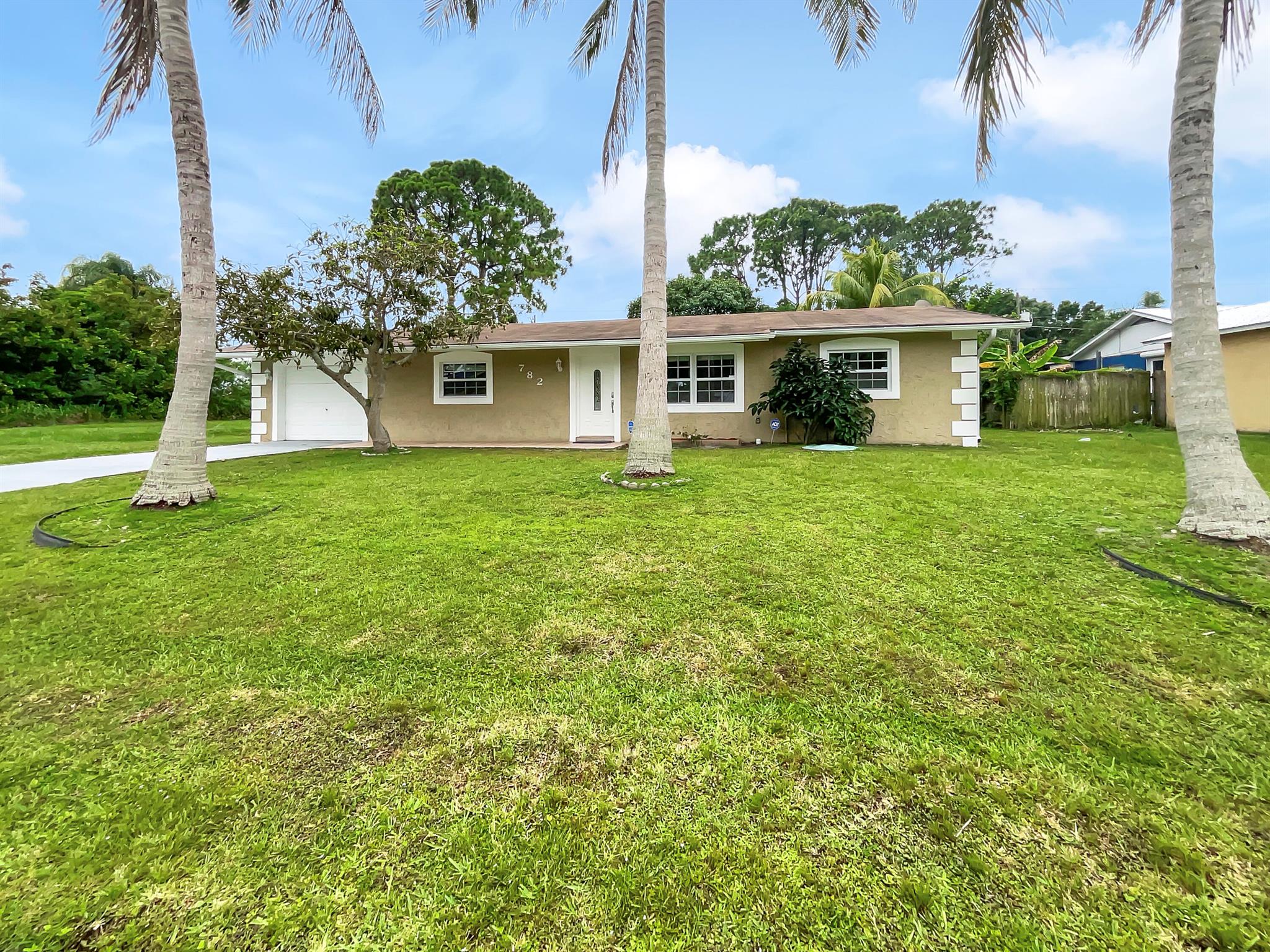 PORT ST LUCIE SECTION 3 - Residential