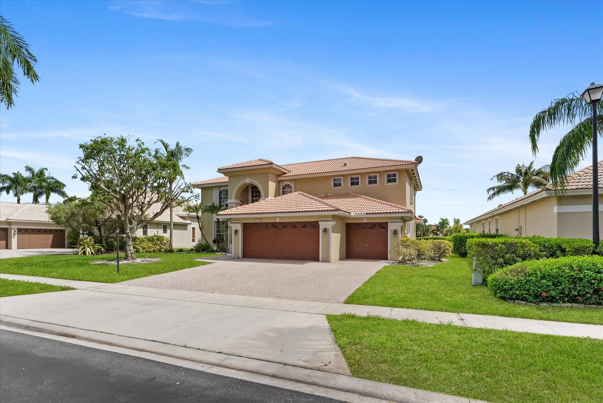 BOCA FALLS PAR Q - Residential Lease