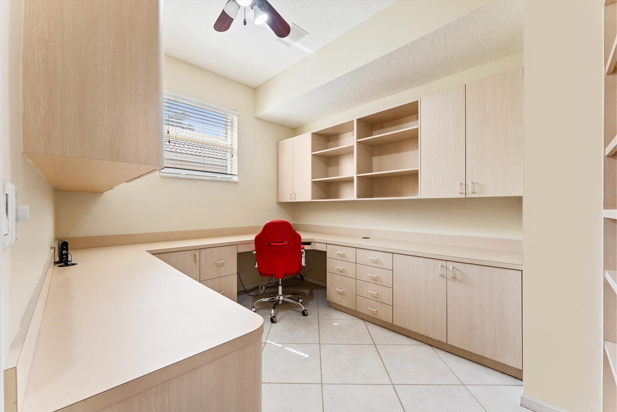 BOCA FALLS PAR Q - Residential Lease