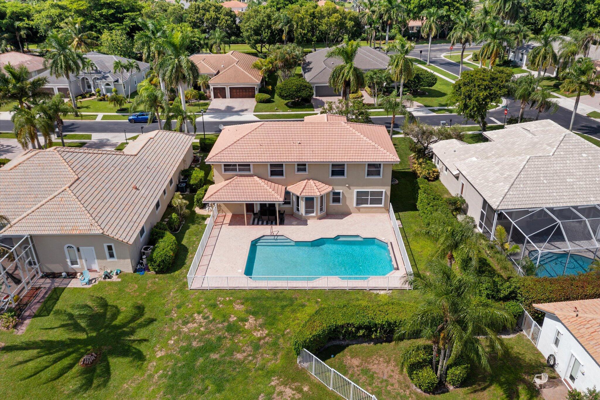BOCA FALLS PAR Q - Residential Lease