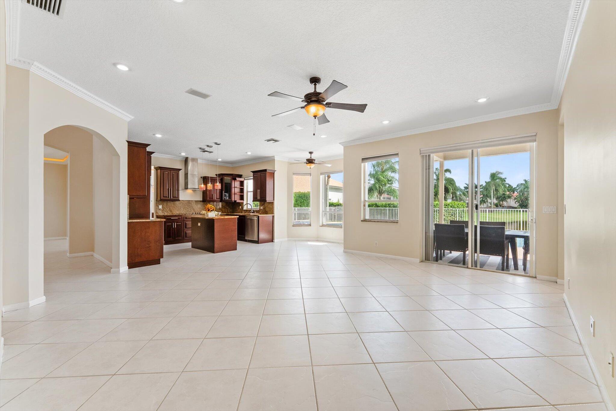 BOCA FALLS PAR Q - Residential Lease