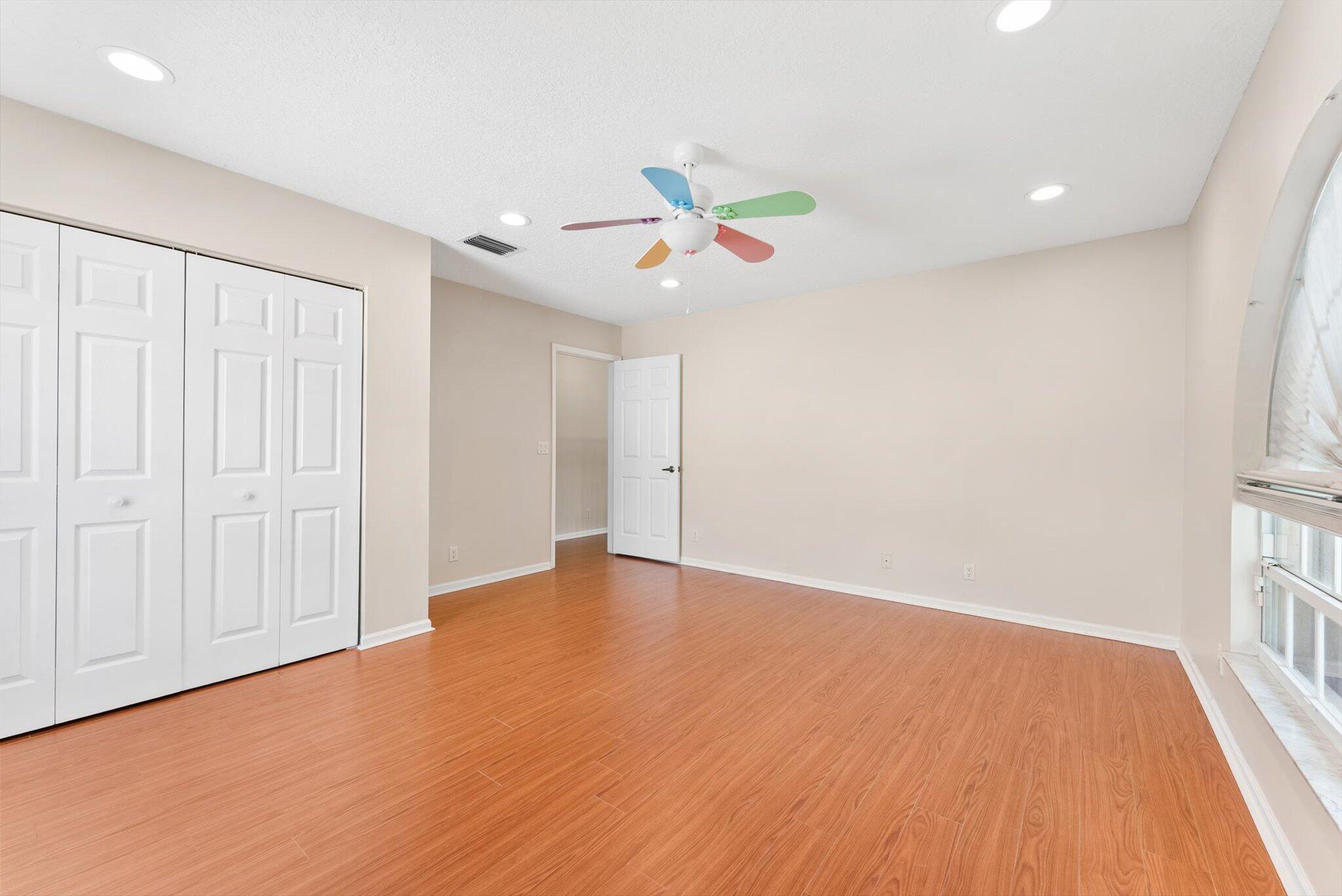 BOCA FALLS PAR Q - Residential Lease