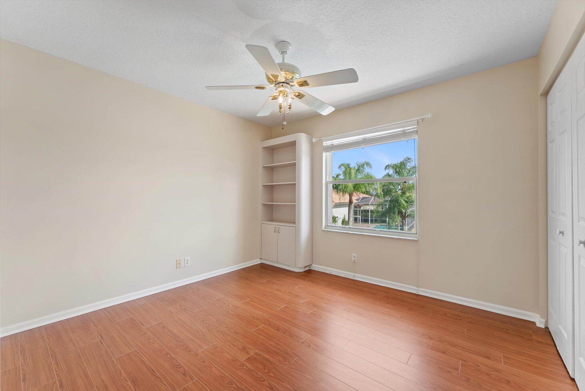 BOCA FALLS PAR Q - Residential Lease