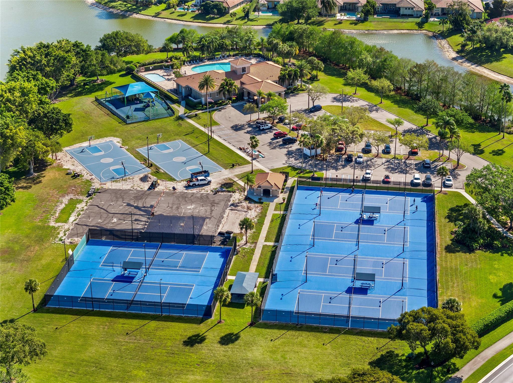 BOCA FALLS PAR Q - Residential Lease
