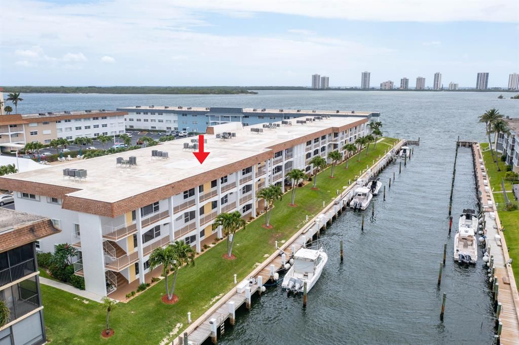 Photo of 110 Shore Court #114, North Palm Beach, FL 33408 (MLS # R10717470)