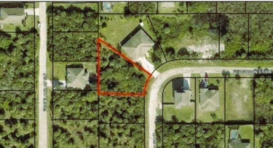 Oversized lot 0.36 Acres. (15,681sf). No HOA. Amazing property! Located in the southwest section. Just minutes to Bayside High School, to Publix Supermarket and beaches. Don't miss this opportunity!!!