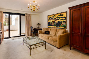 TRUMP PLAZA OF THE PALM B - Residential