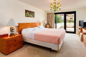 TRUMP PLAZA OF THE PALM B - Residential