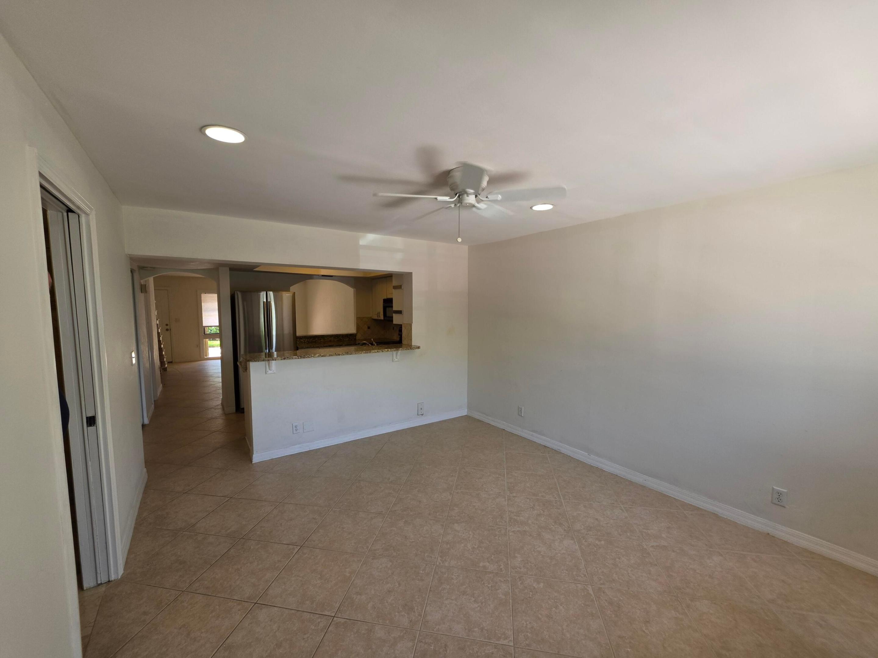 2805 N Highway A1a B