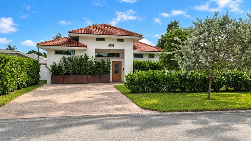 Photo of 408 NE 23RD Avenue, Pompano Beach, FL 33062 (MLS # B26086027)