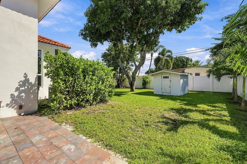 Tiny photo for 408 NE 23RD Avenue, Pompano Beach, FL 33062 (MLS # B26086027)