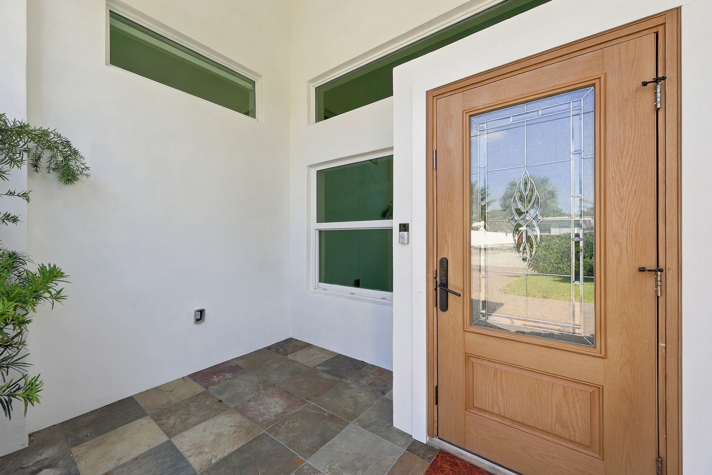 408 NE 23RD Avenue