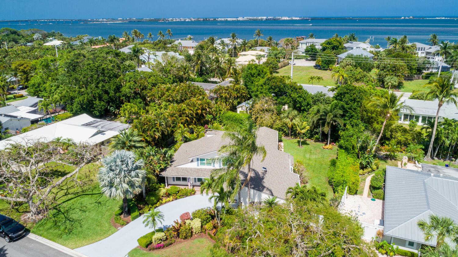 7 Lantana Lane