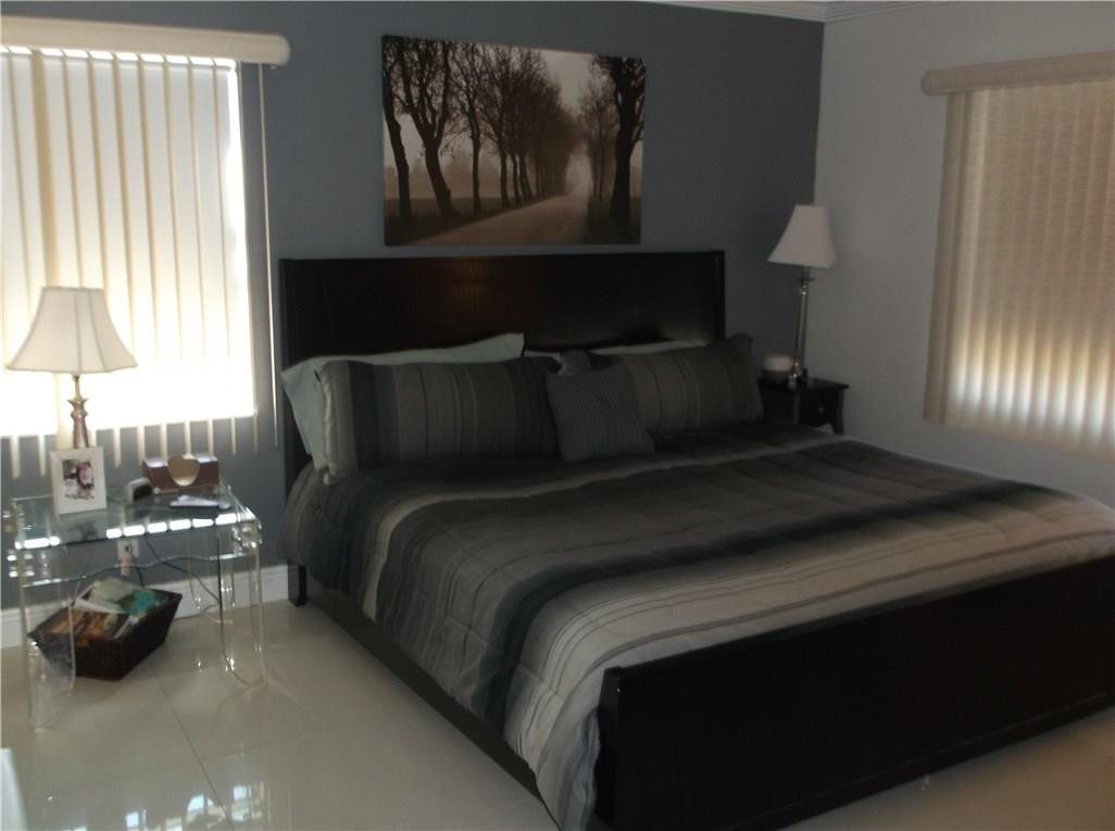 SUNRISE LAKES PHASE 3 - Residential