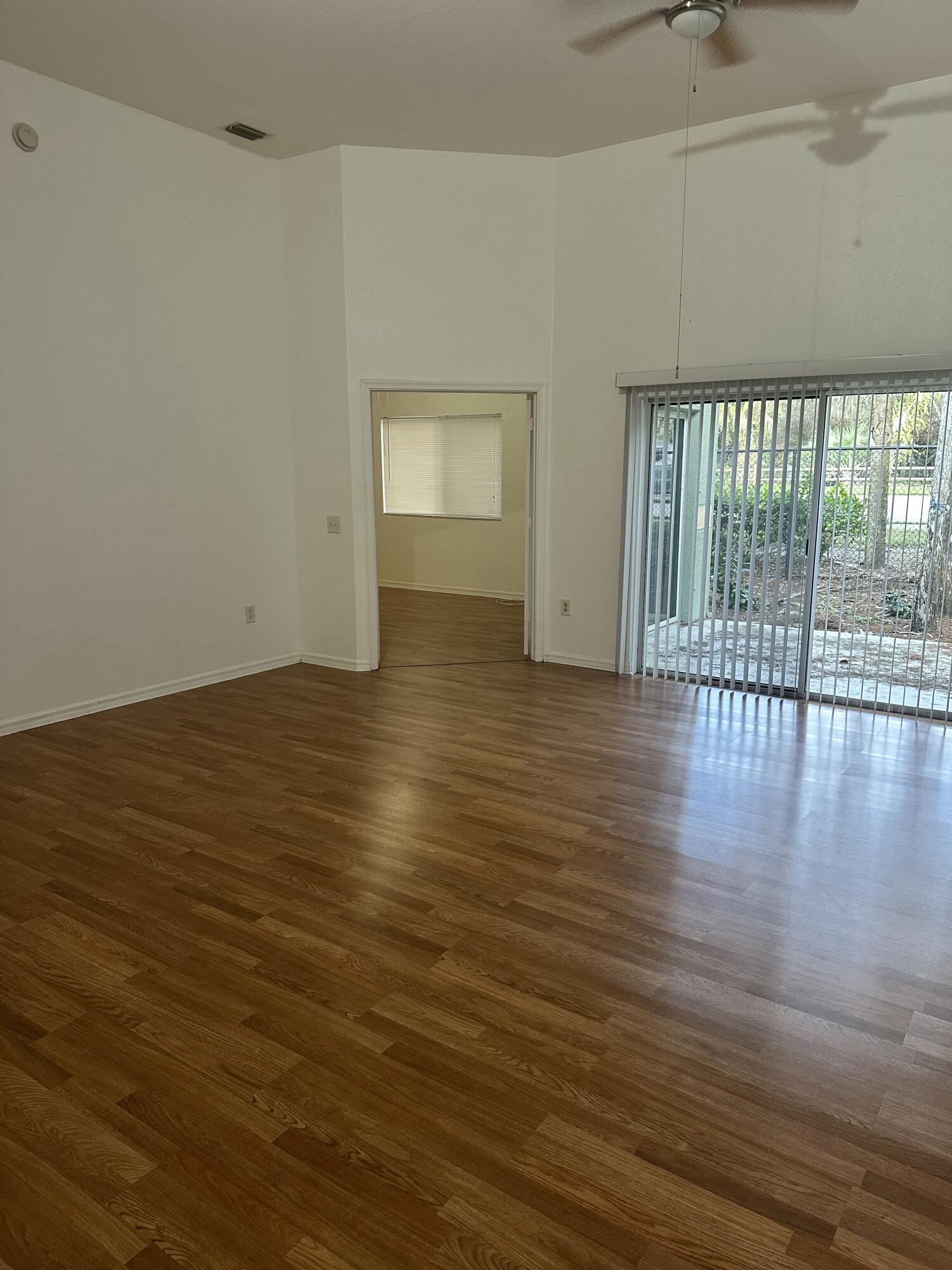 KENSINGTON OF ROYAL PALM BEACH CONDOI - Residential Lease