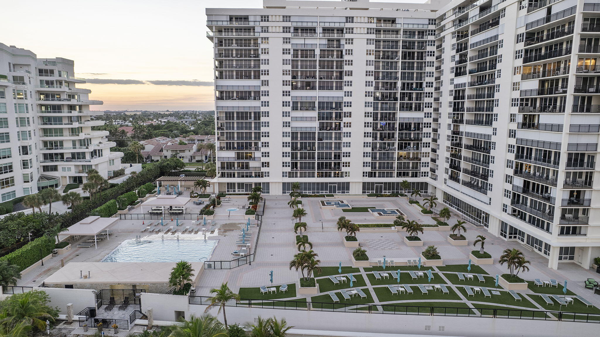 WHITEHALL CONDO - Residential