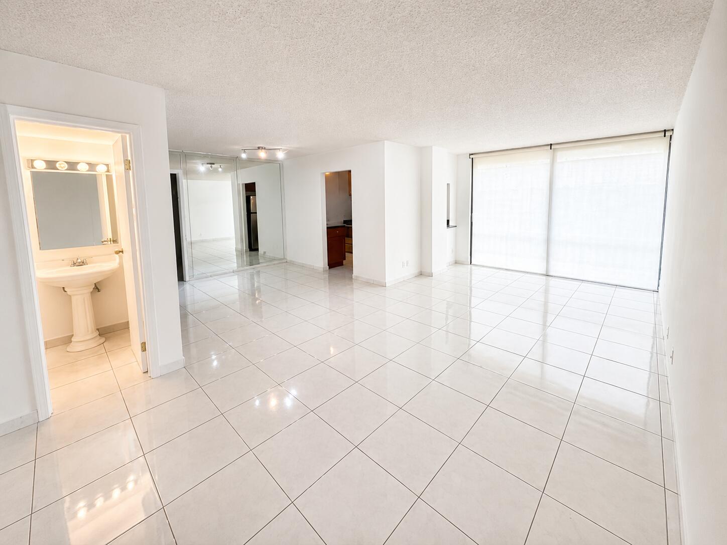 17021 N Bay Road 126