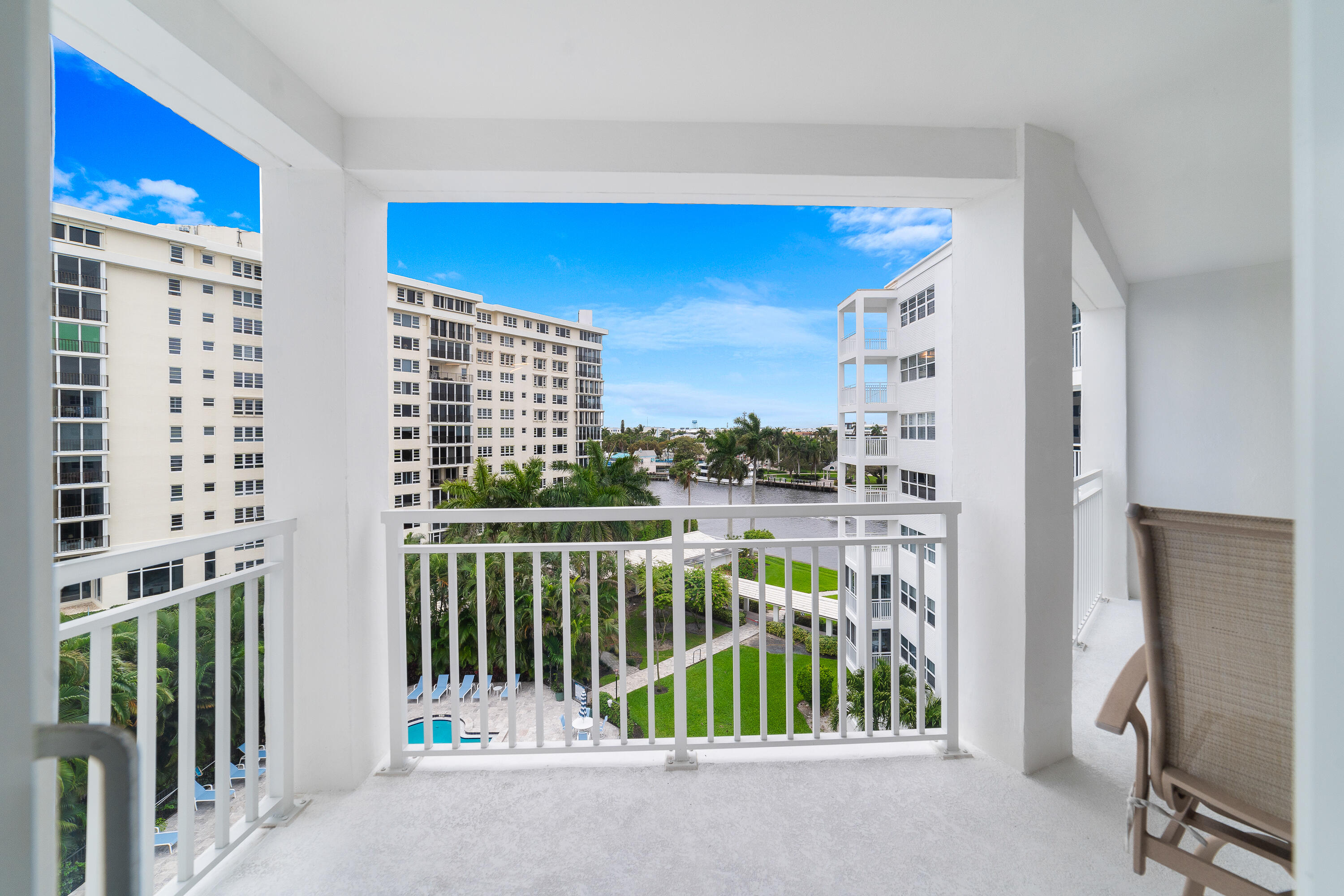 DELRAY SUMMIT CONDO - Residential