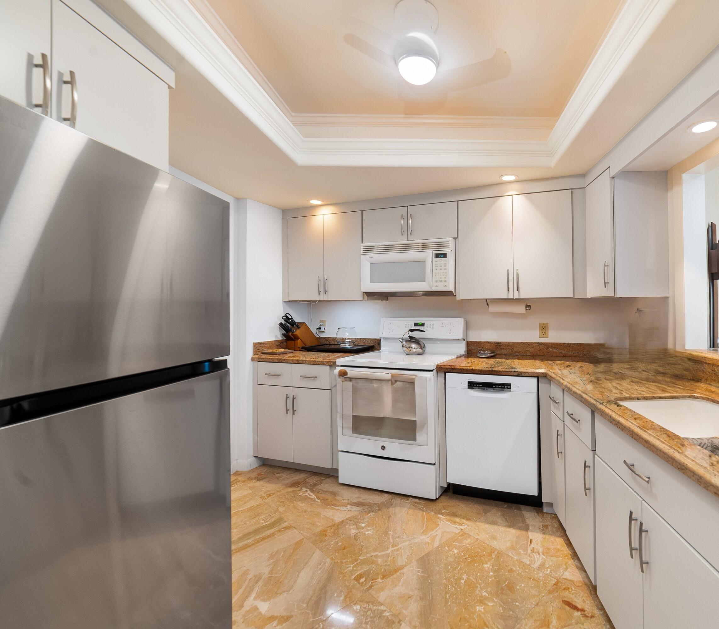 DELRAY SUMMIT CONDO - Residential