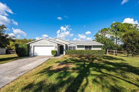 15211 92nd Court N The Acreage FL 33412