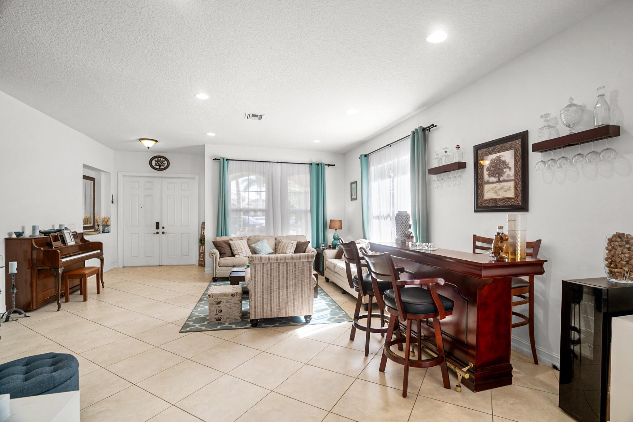 8207 Venosa Haven Terrace