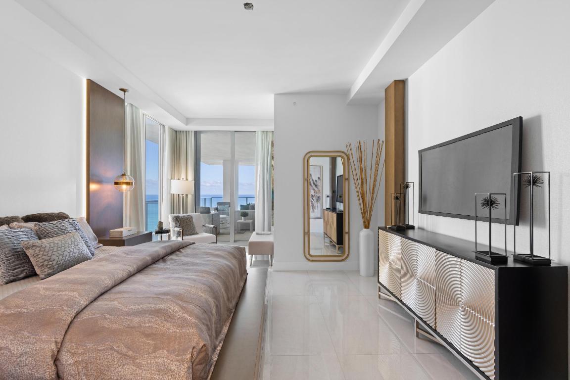 5000 NORTH OCEAN - Residential