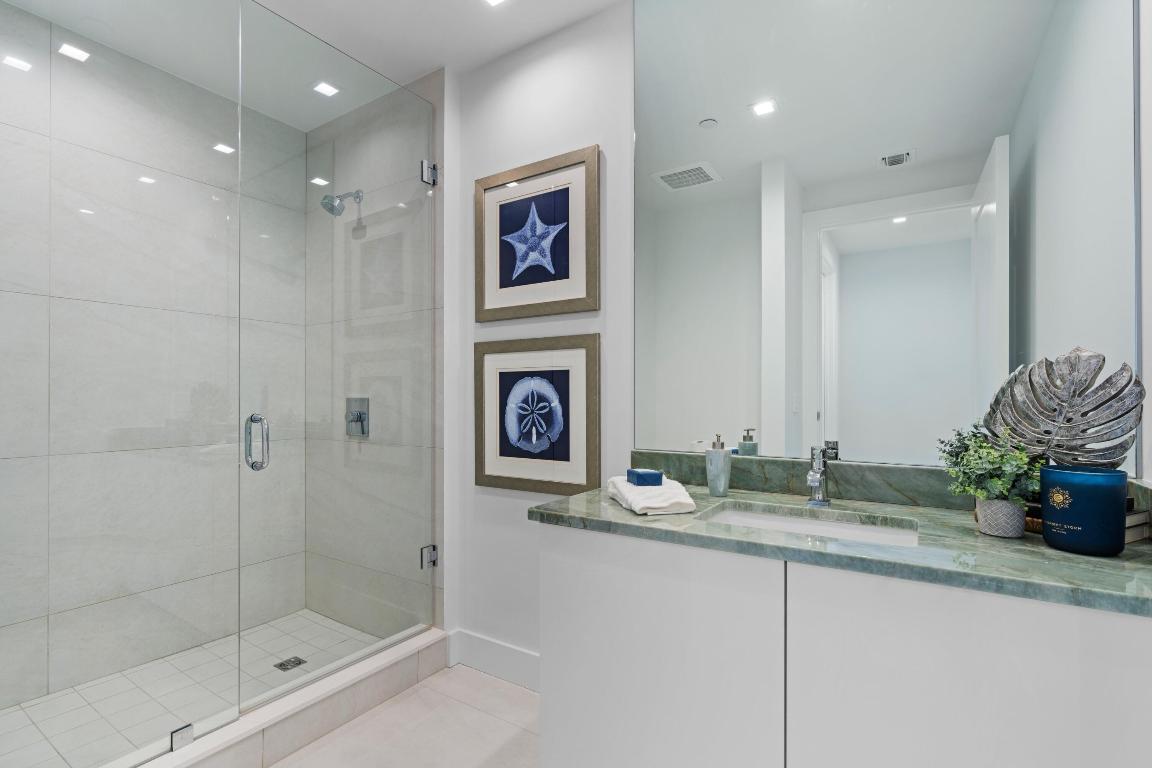 5000 NORTH OCEAN - Residential