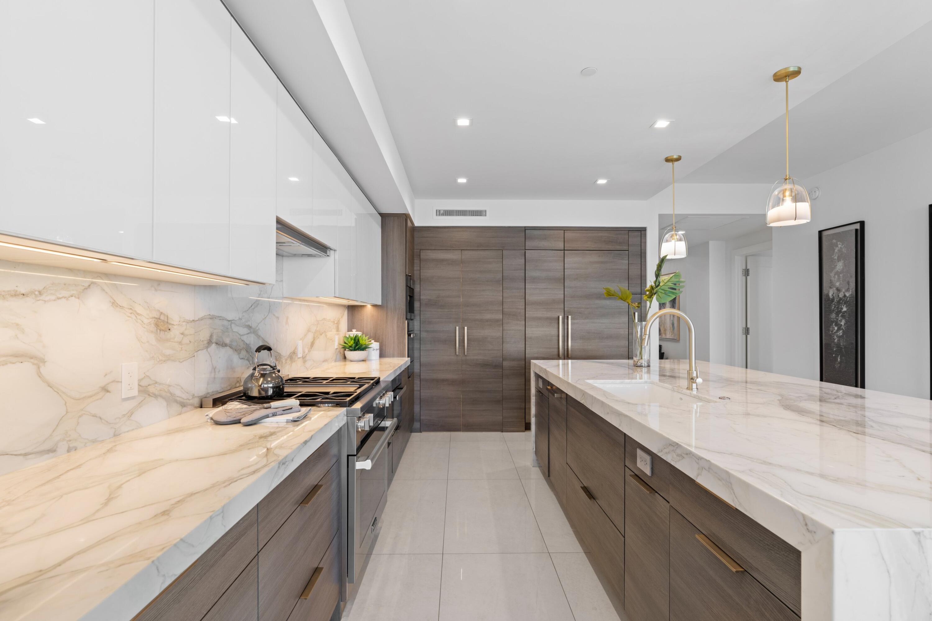 5000 NORTH OCEAN - Residential